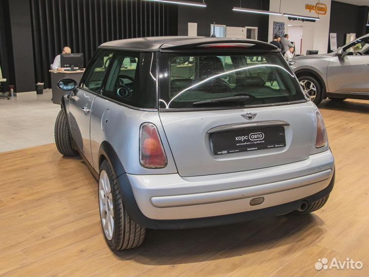 MINI Cooper 1.6 МТ, 2002, 160 000 км