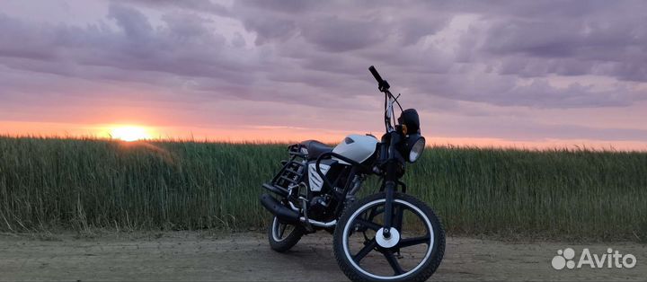 Продам мопед Альфа Vortex 125 кубов, 50 по докам