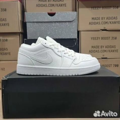 Air Jordan 1 LOW Triple White