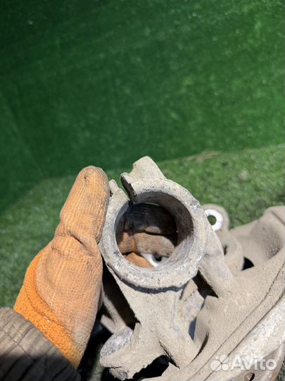 Ступица передняя правая bmw 3 e90 рест