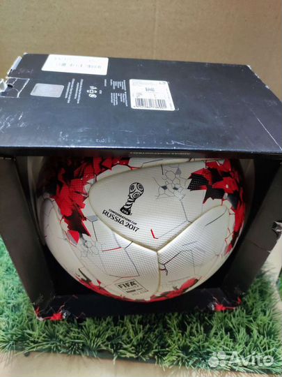 Футбольный мяч adidas красава 2017 fifa pro