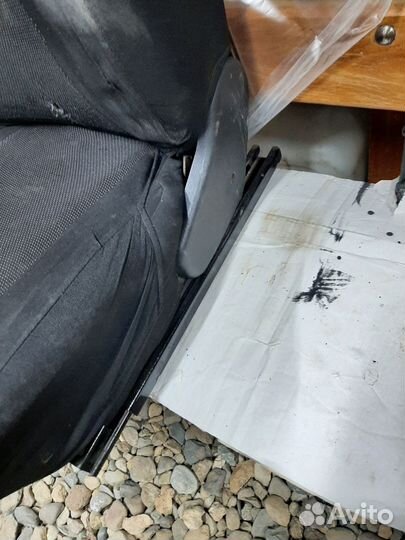 Передние сиденья на LADA гранту