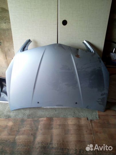 Капот allion 240