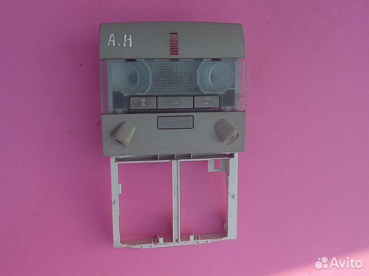 Opel Astra H плафон салона