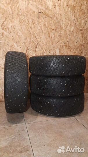 Goodyear Ultra Grip Ice Arctic 2 SUV 215/60 R17 100T