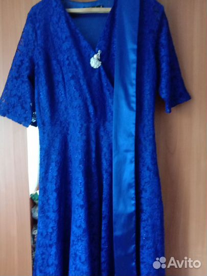 Вечернее платье