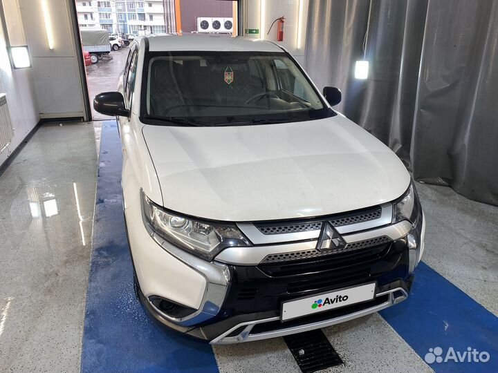 Mitsubishi Outlander 2.0 CVT, 2019, 80 219 км
