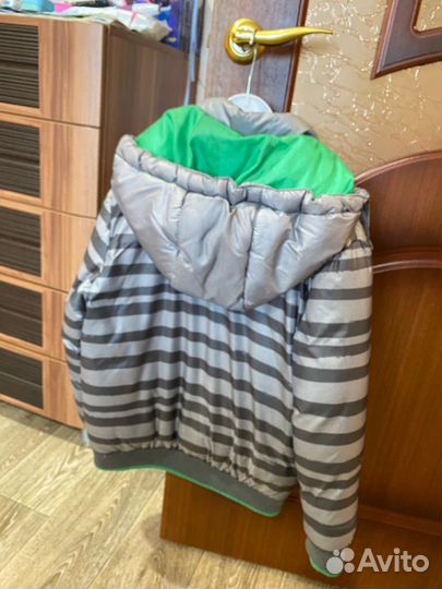 Куртка демисезонная 128-134 размер