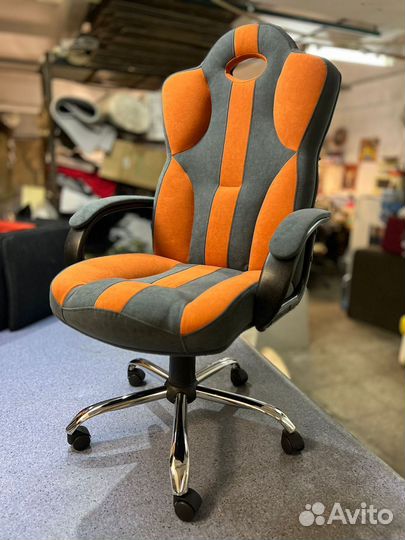 Компьютерное кресло