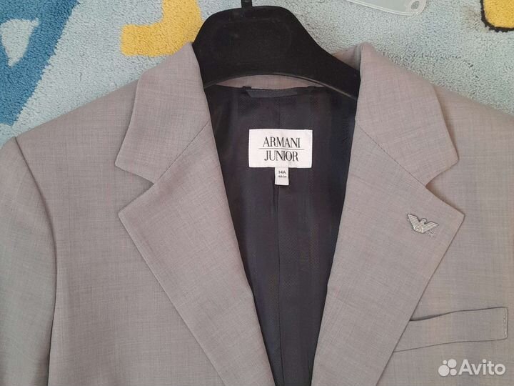 Костюм Armani, р.14 лет, рост168,новый