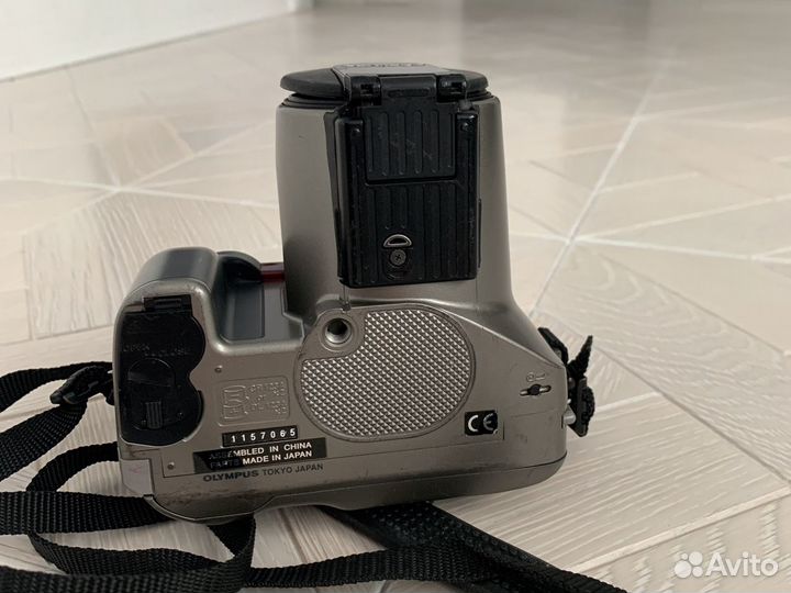 Пленочный фотоаппарат olympus is-300