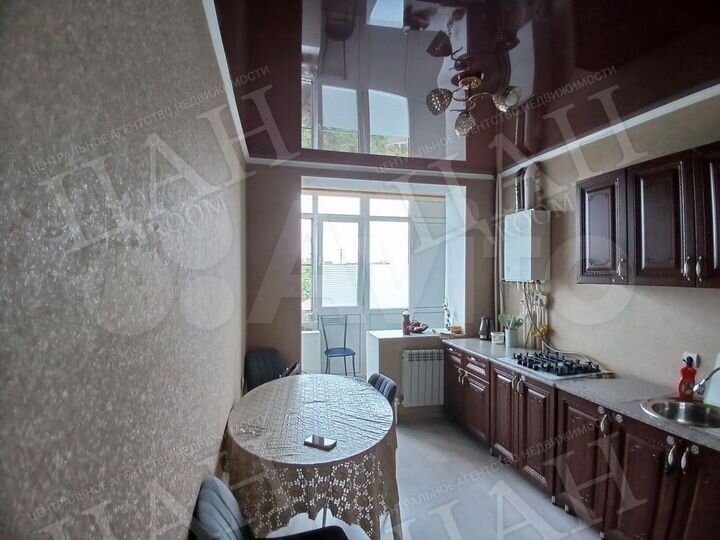 3-к. квартира, 64 м², 3/3 эт.