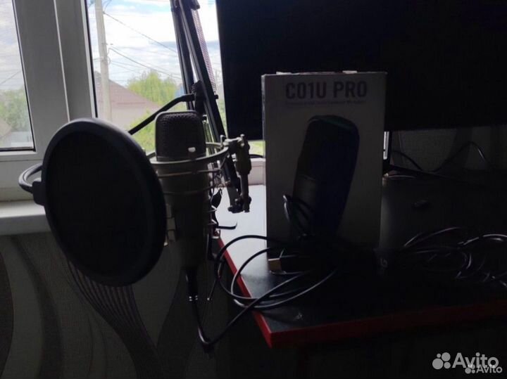 Студийный микрофон samson