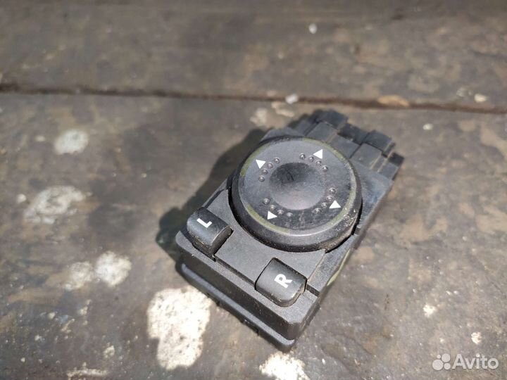 VW Passat B5 Golf 4 блок управления зеркалами