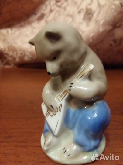 Винтажные фарфоровые статуэтки