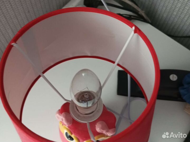 Лампа настольная