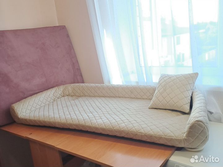 Диван мягкий на пол или качелю