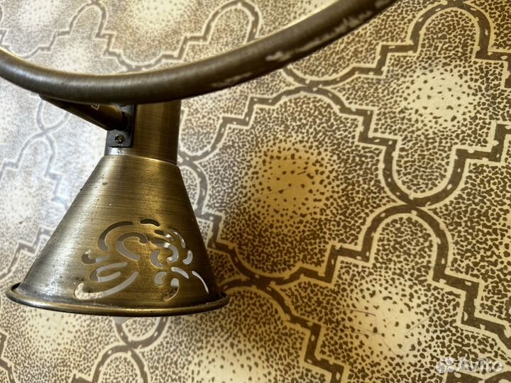 Люстры 3 штуки