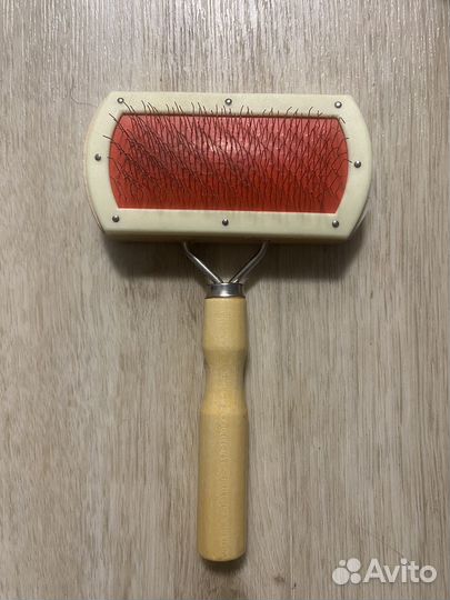 Расческа для вычесывания кошек