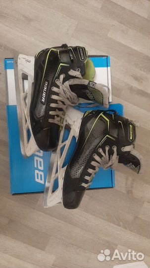 Коньки вратаря Bauer s21