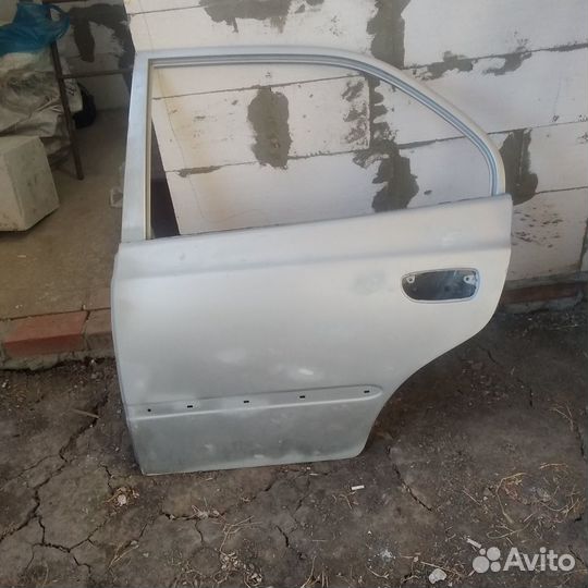 Дверь акцент