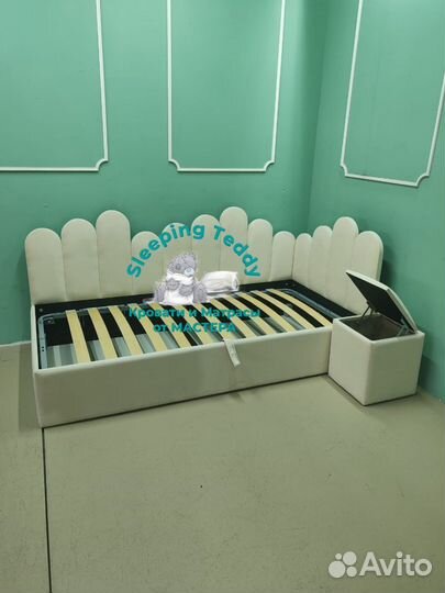 Детская кровать с мягким бортиком