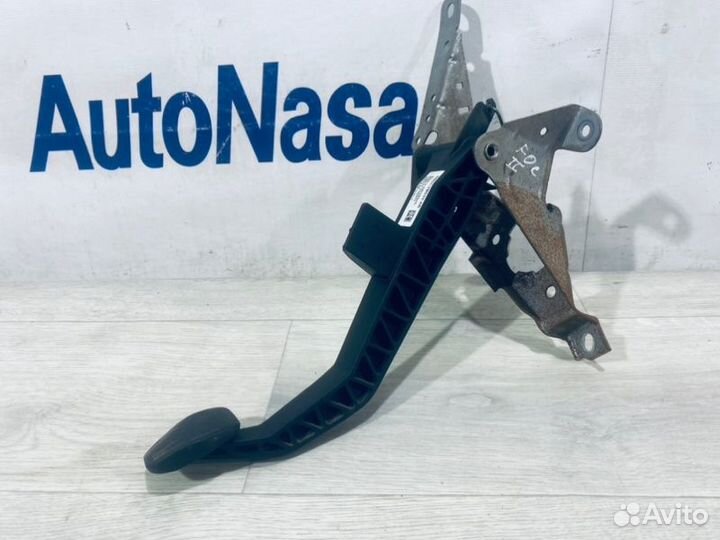 Педаль сцепления Ford Focus хетчбэк 1.8 qqdb 2007