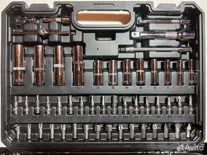 Набор инструментов для автомобиля 94 предмета