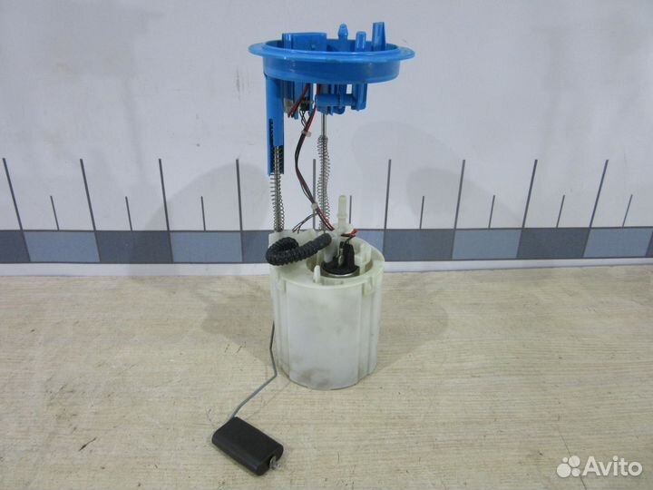 Насос топливный электрический VW Tiguan 2007-2016