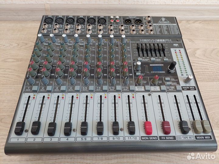 Микшерский пульт Behringer xenyx 1222FX микшер