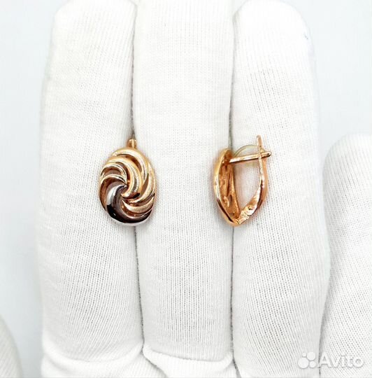 Золотые серьги 585 пробы Без вставок
