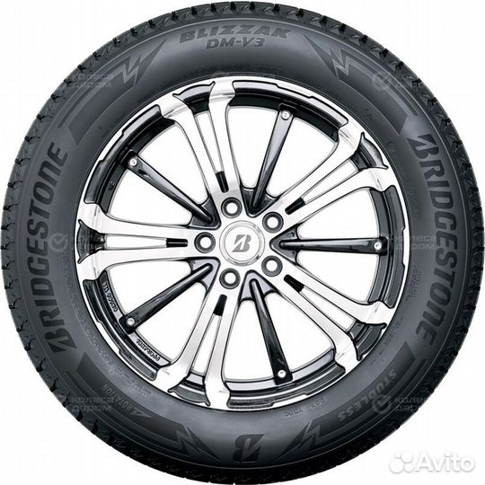 Bridgestone Blizzak DM-V3 285/45 R22 110T