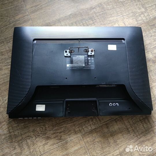 Монитор benq T221W 1680x1050