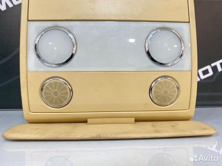 Плафон салона Volkswagen Touareg 7L AXQ/4 2006