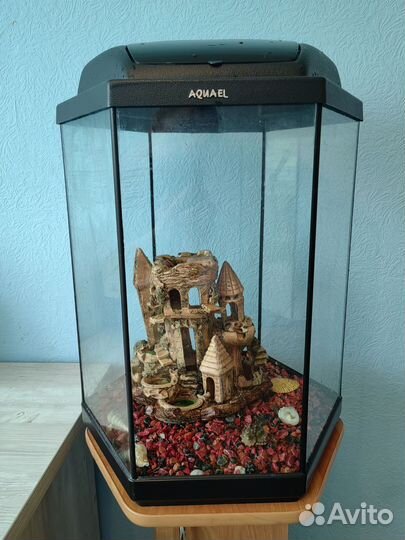 Аквариум с тумбой