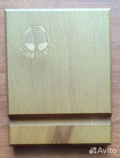 Подставка для телефона woodframe