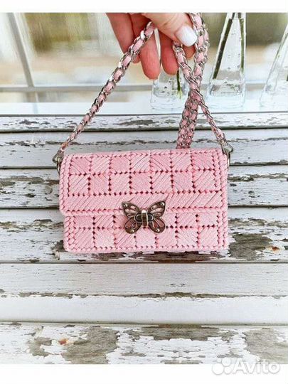 Сумка женская через плечо клатч вязаная на канве