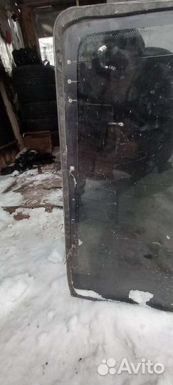 Стекло задния бмв е 34