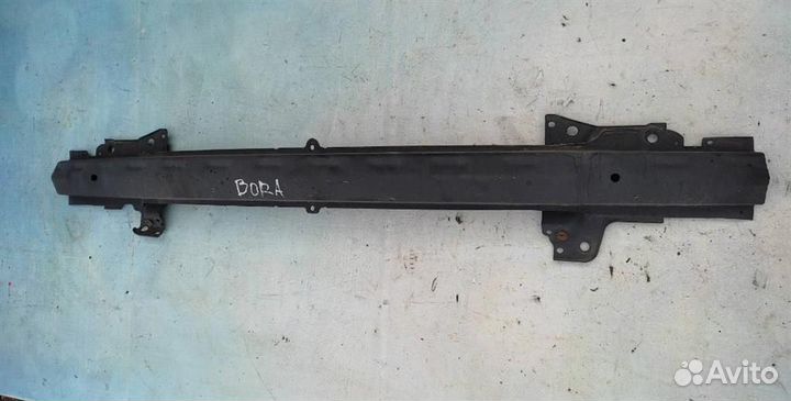 Усилитель бампера переднего 1J0806636A