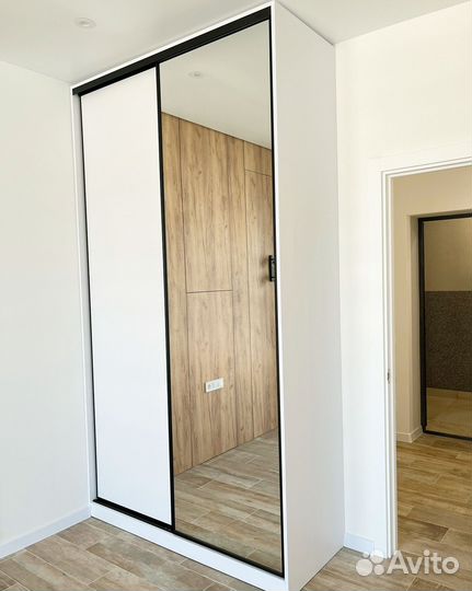 Функциональный шкаф купе