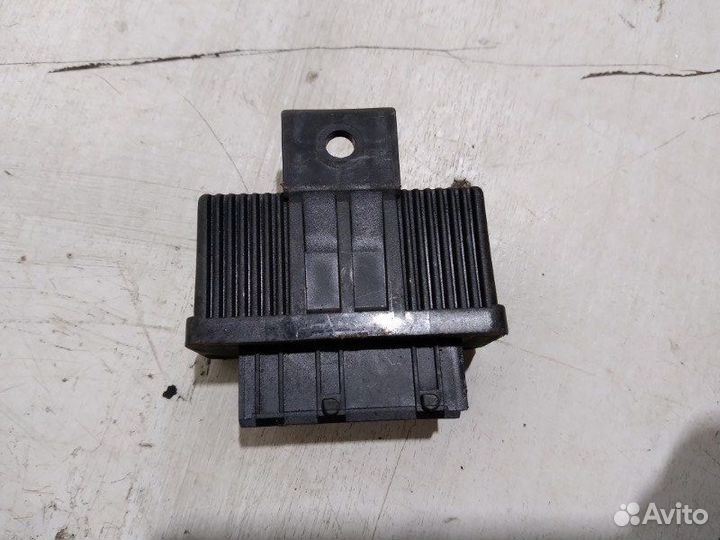 Блок управления топливным насосом Peugeot 406 1