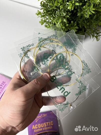 Струны для акустической гитары новые