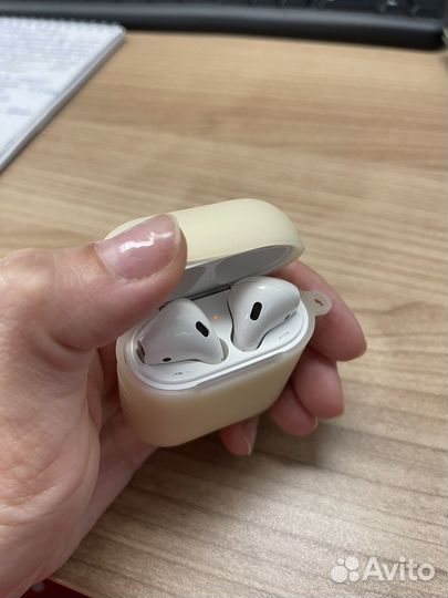 Наушники apple airpods 1