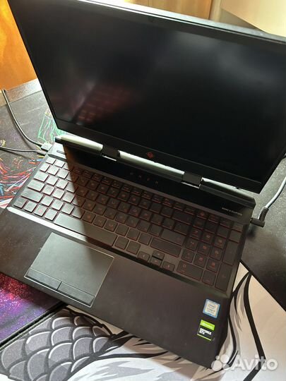 Игровой ноутбук HP Omen i7 + охлаждающая подставка