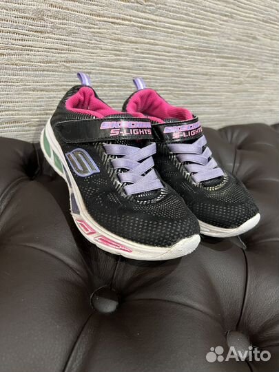 Кроссовки для девочки Skechers р. 28,5 - 18 см