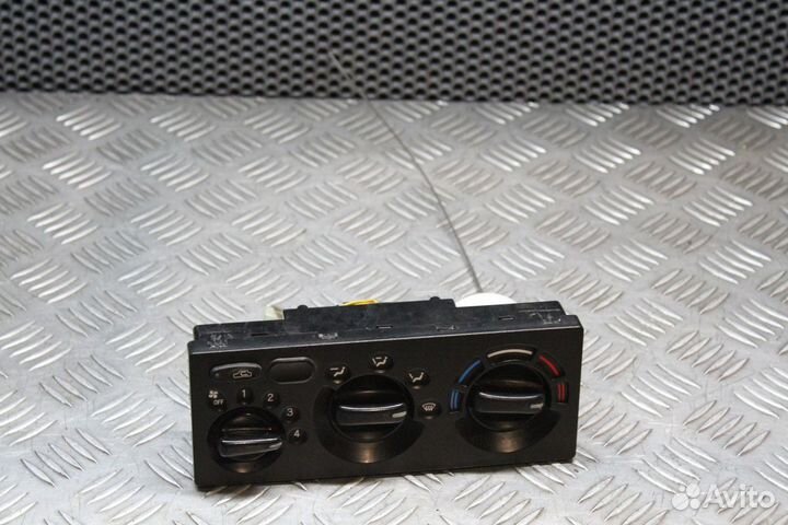 Блок управления климатической установкой Daewoo Ne