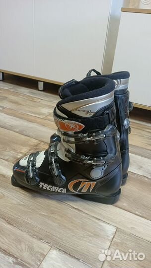 Горнолыжные ботинки