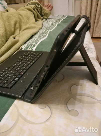 Чехол для планшета с клавиатурой