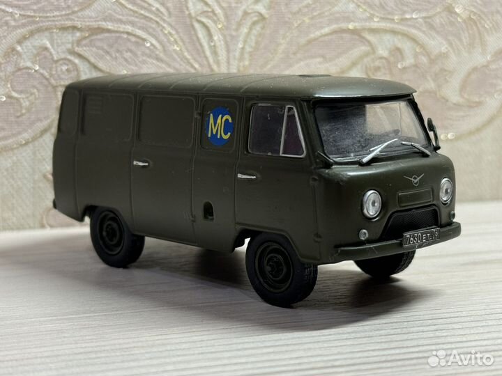 Модель автомобиля УАЗ 452