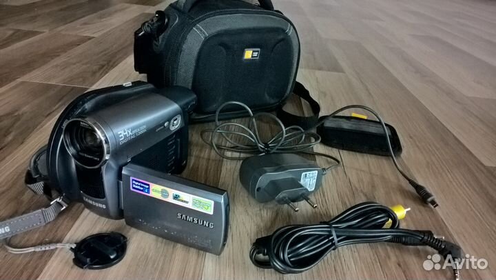 Видеокамера samsung VP-DC171i